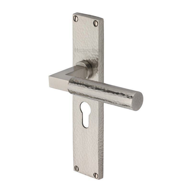 Bauhaus Hammered Door Handle on Plate - VTH4348-SN