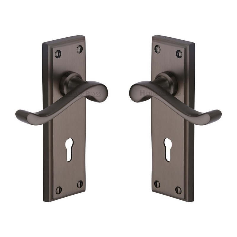 Edwardian Door Handle on Plate - W3200-MB