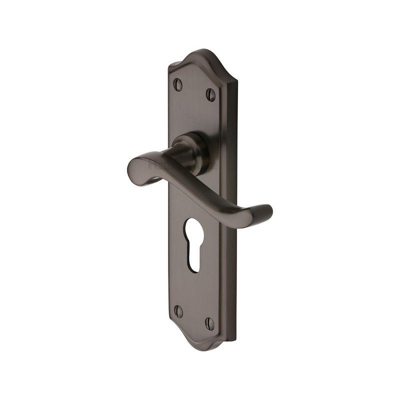 Buckingham Door Handle on Plate - W4248-MB